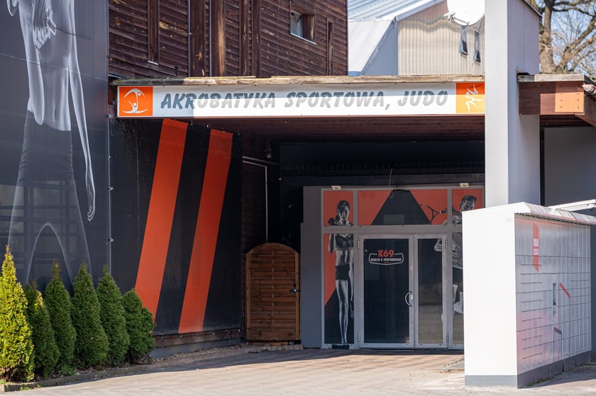 Hala sportowa na Kozanowie, w jej miejscu inwestor zaplanował budowę mieszkań